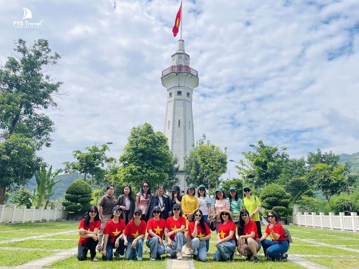 cột cờ lũng pô