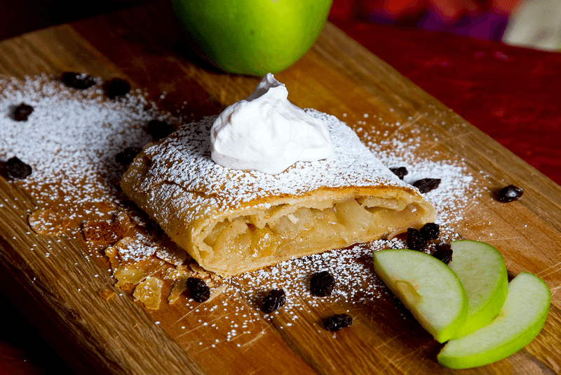 bánh táo apfelstrudel