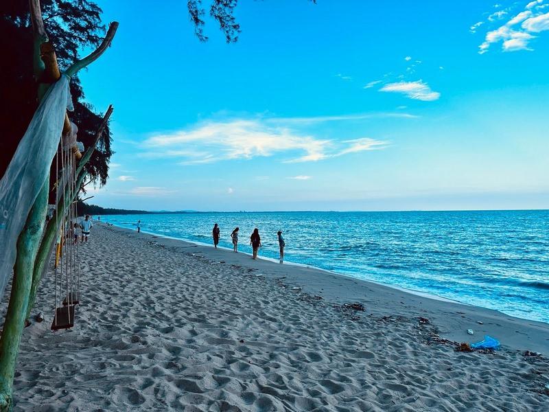 Du lịch biển Trà Cổ 