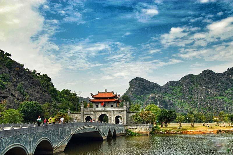 Cố đô Hoa Lư