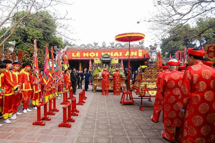 Đền Trần, tour du lịch Nam Định, tour Nam Định