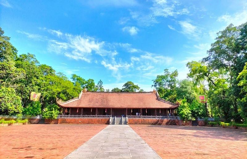 Tham quan khu di tích Lam Kinh Thanh Hóa