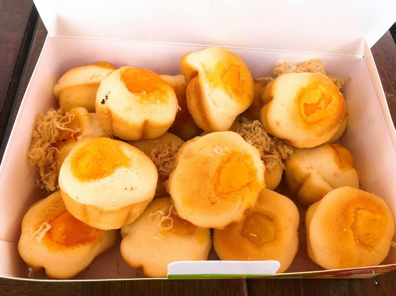 bánh bông lan trứng muối vũng tàu
