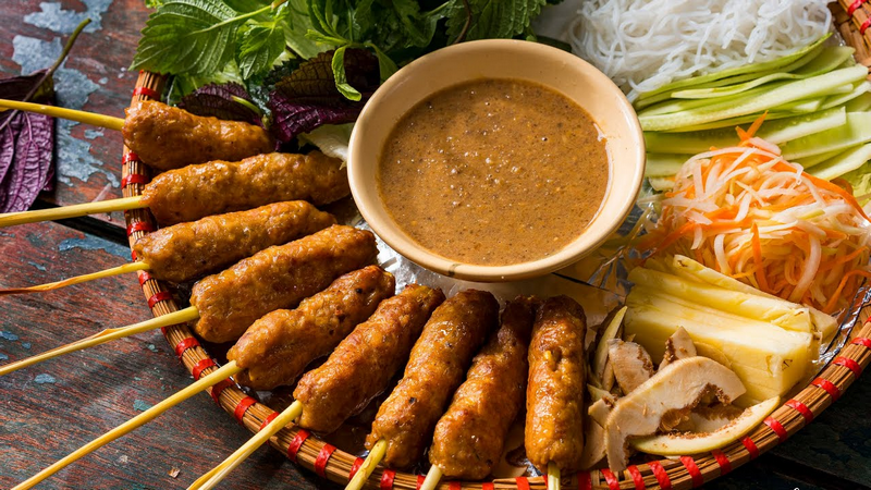 nem lụi huế