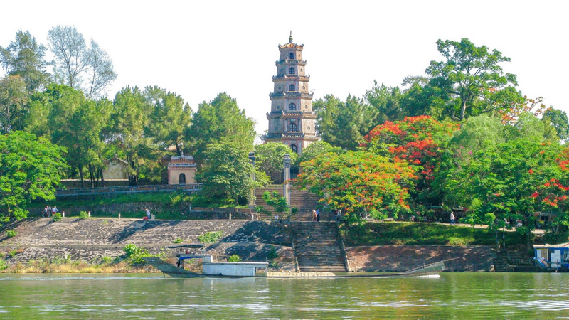chùa thiên mụ