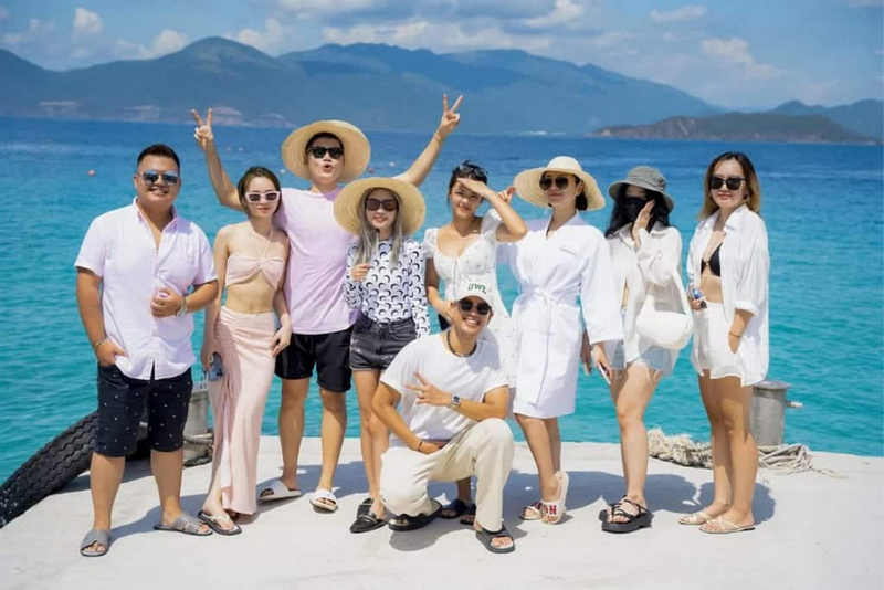 trang phục du lịch nha trang
