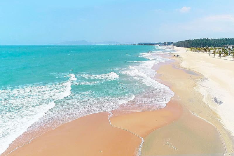 vẻ đẹp bãi biển hồ tràm