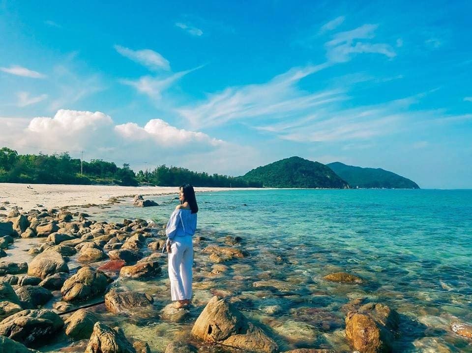 Bãi tắm Minh Châu