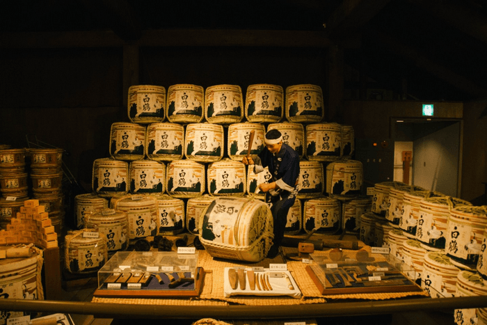 Bảo tàng rượu Hakutsuru Sake Brewery, du lịch Nhật Bản, tour Nhật Bản ngắm hoa anh đào