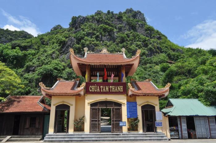 chùa tam thanh