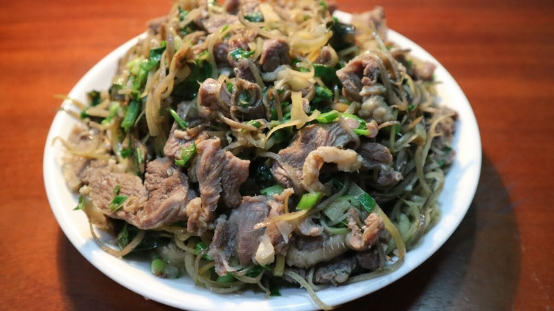 vịt om hoa chuối
