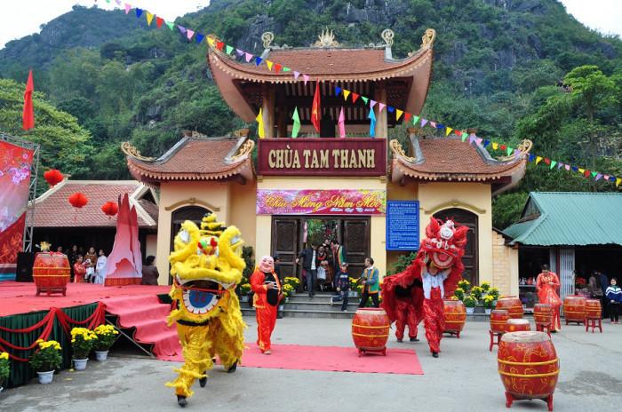 Tour Đền Bắc Lệ - Đền Mẫu Đồng Đăng - Chùa Tam Thanh - Chợ Đông Kinh 1 ngày từ Hà Nội - Du Xuân 2025