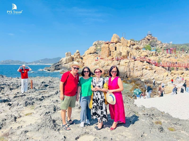 Tour Phan Rang Vĩnh Hy: Hành trình khám phá vẻ đẹp hoang sơ miền duyên hải