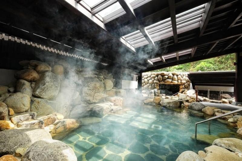 tắm onsen