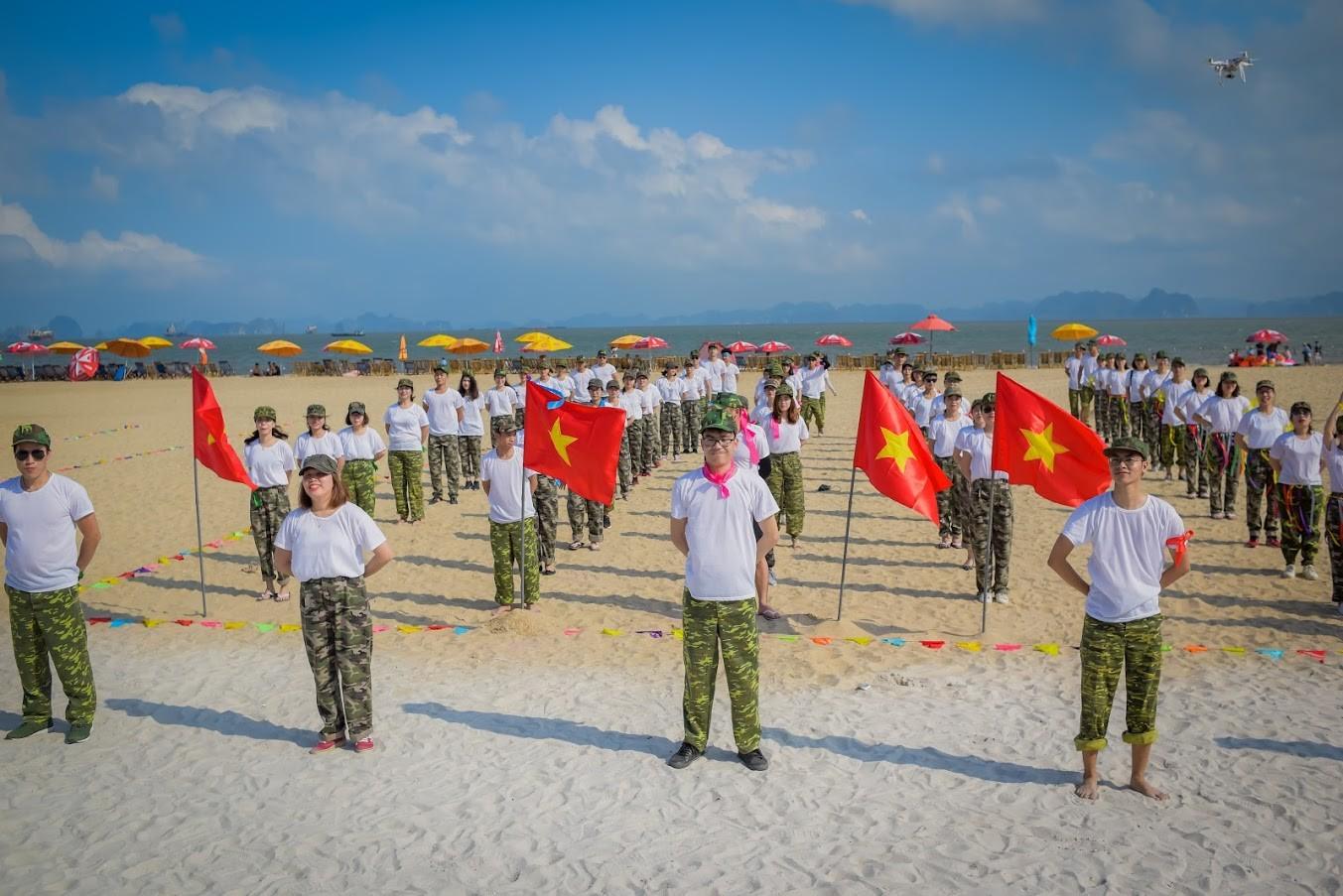 Tour Hà Nội - Quan Lạn 2 ngày 1 đêm Teambuilding: Mùa hè sôi động