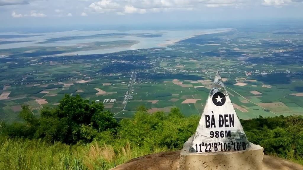 Tour Du Lịch Tết Nguyên Đán HCM - Chùa Bà Đen - Long Điền Sơn 1 ngày