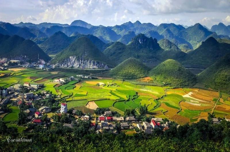 Tour Hà Giang 2024 Núi đôi quản bạ